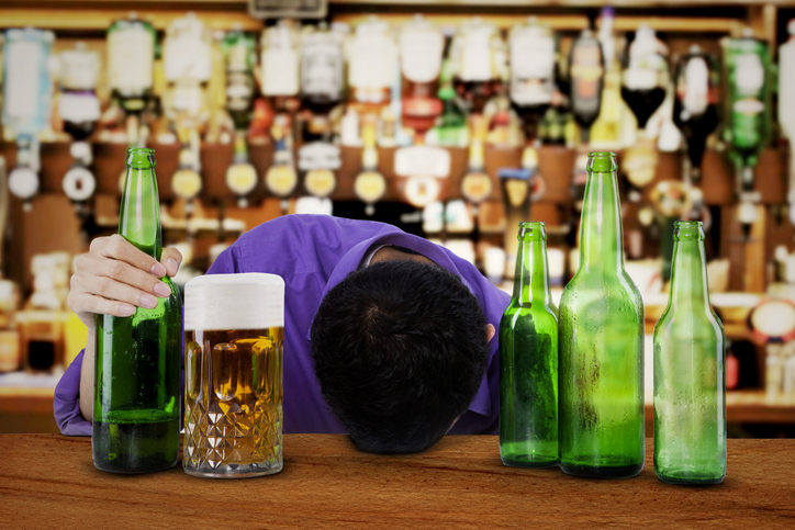 お酒を飲みすぎてしまう