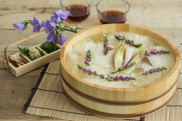 流しそうめんを楽しもう!