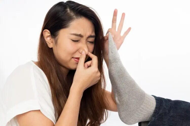 足がクサい男性に共通する原因